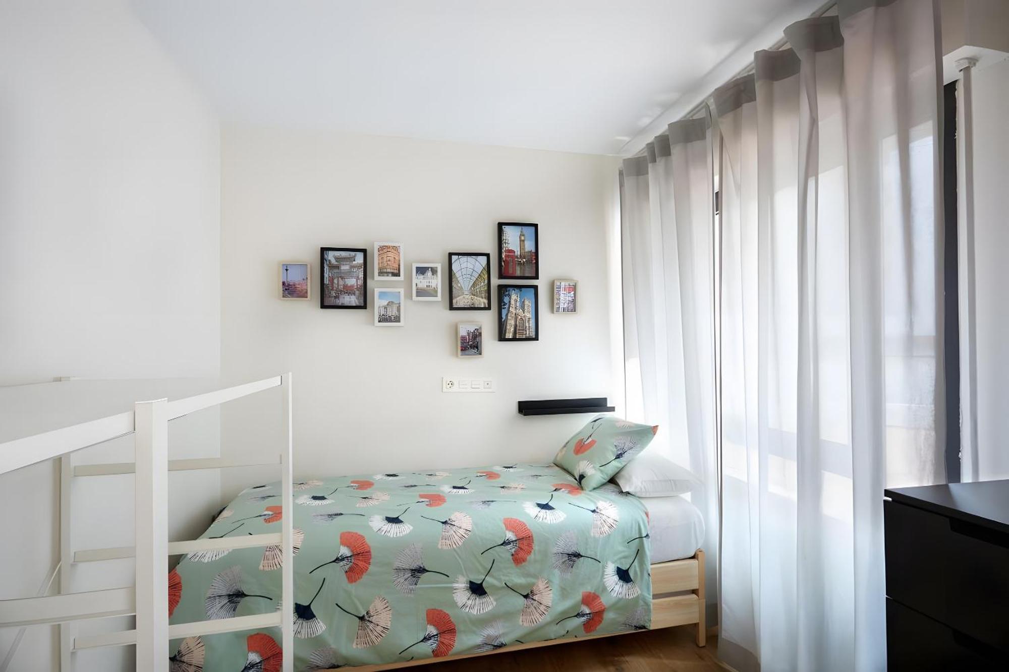 Life Magenta Bed and breakfast Gijón